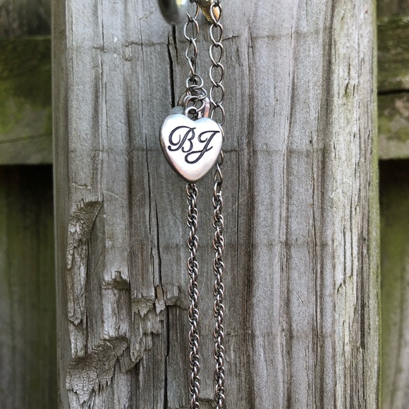 Betsey Johnson Owl Necklace - Picture 5 of 5